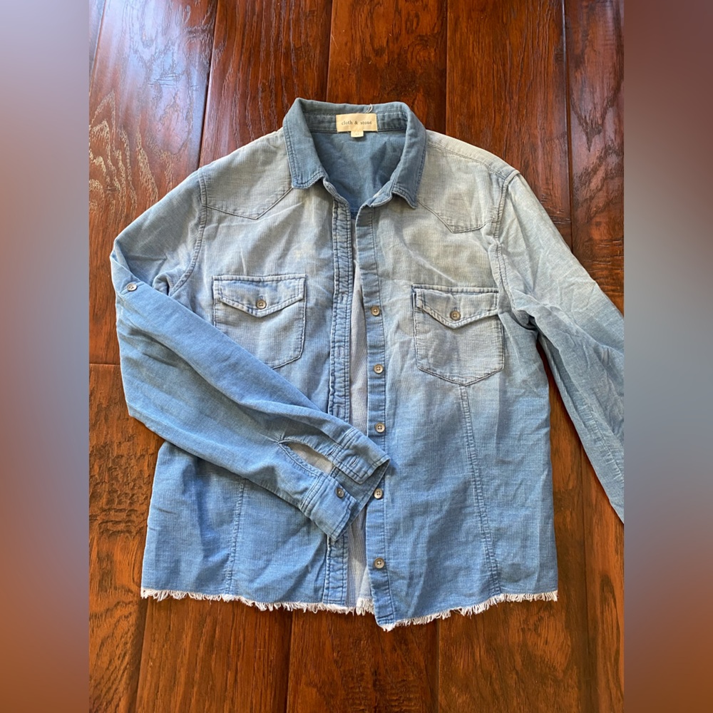 100% Cotton Button Down - Size Medium
